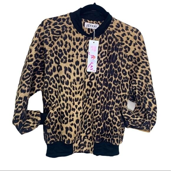 Jeykay cheetah bomber jacket. SO SOFT! small NWT - Picture 1 of 9